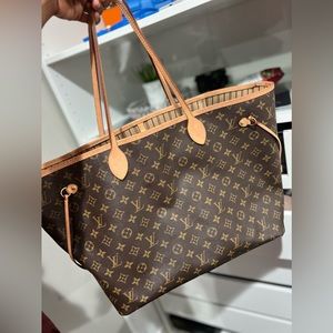 Louis Vuitton never full Gm
